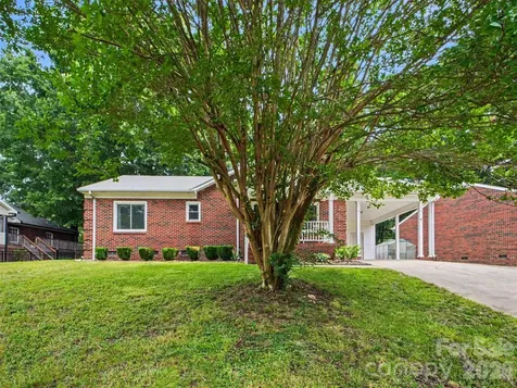 1009 Autumn Lane Concord NC 28025