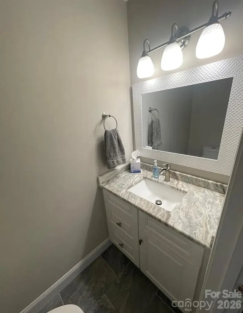 6918 Misty Pine Lane Charlotte NC 28217