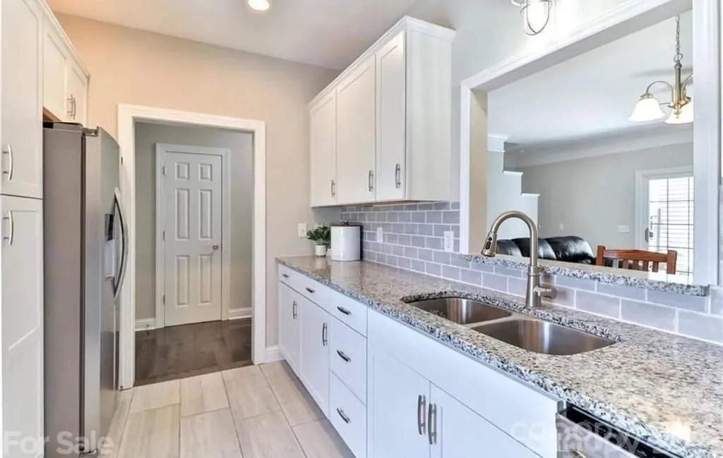 6918 Misty Pine Lane Charlotte NC 28217