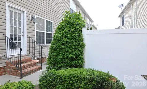 6918 Misty Pine Lane Charlotte NC 28217