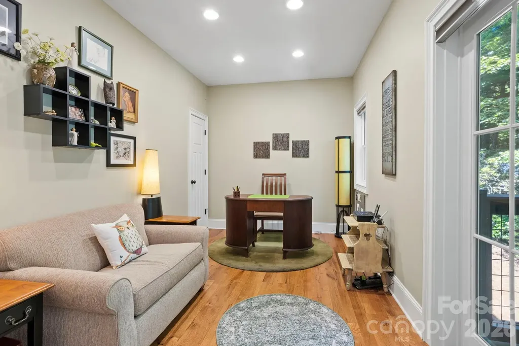 426 Eagle Ridge Road Zirconia NC 28790