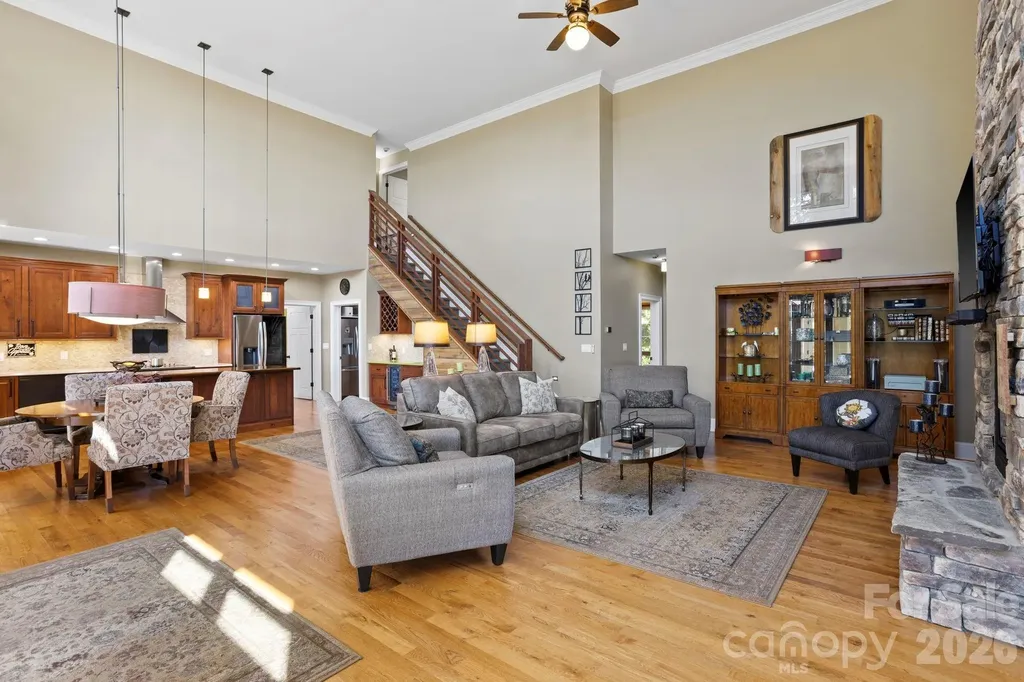 426 Eagle Ridge Road Zirconia NC 28790