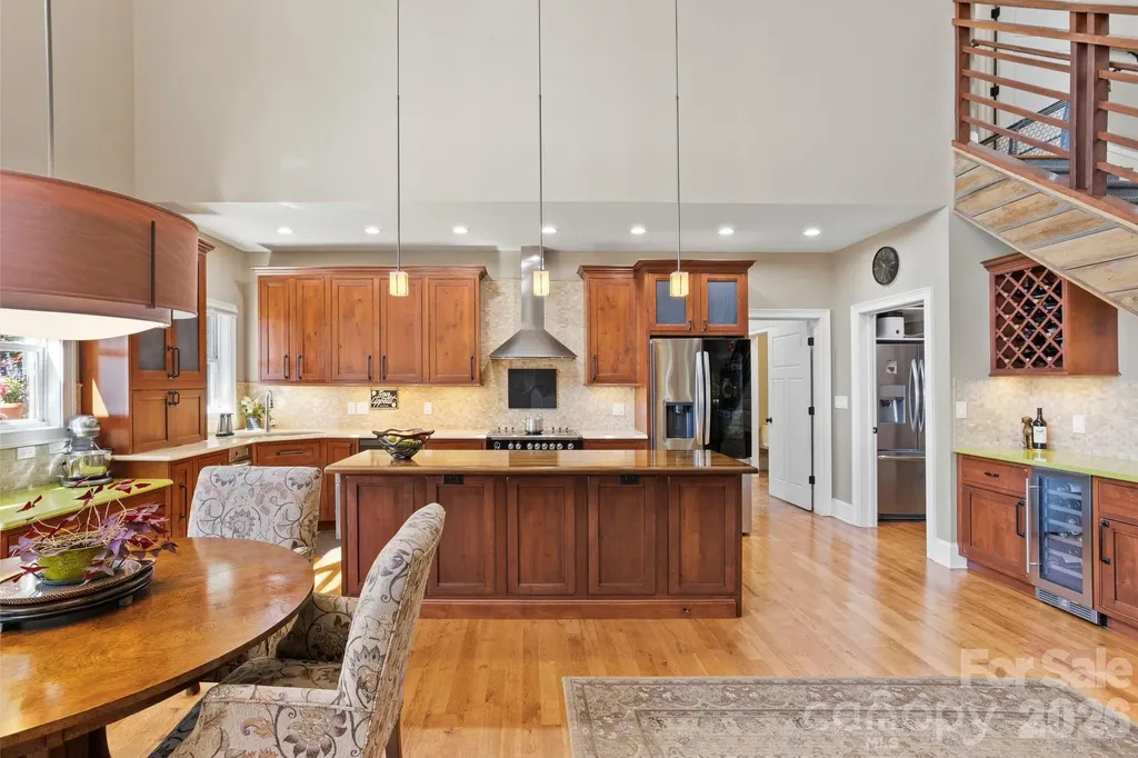 426 Eagle Ridge Road Zirconia NC 28790