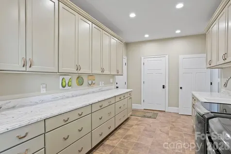 426 Eagle Ridge Road Zirconia NC 28790
