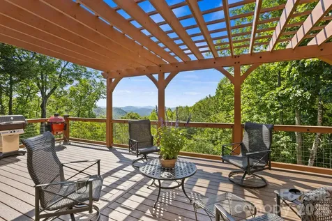 426 Eagle Ridge Road Zirconia NC 28790
