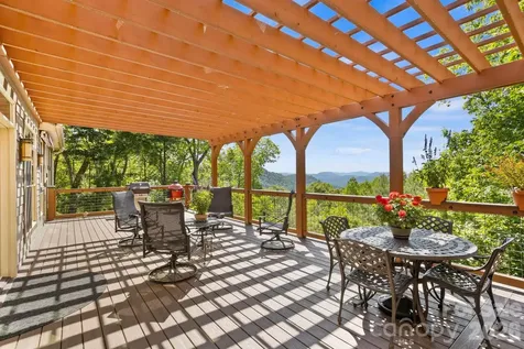 426 Eagle Ridge Road Zirconia NC 28790