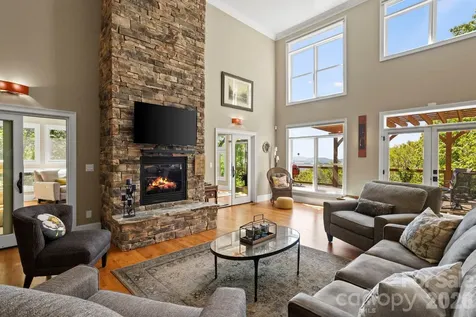 426 Eagle Ridge Road Zirconia NC 28790