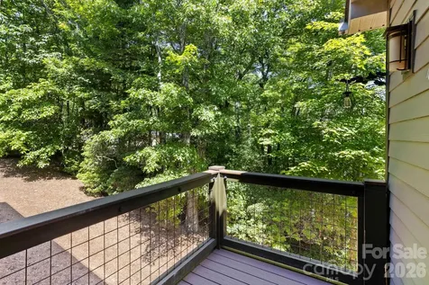 426 Eagle Ridge Road Zirconia NC 28790