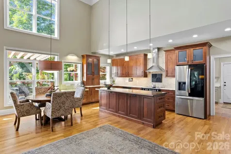 426 Eagle Ridge Road Zirconia NC 28790