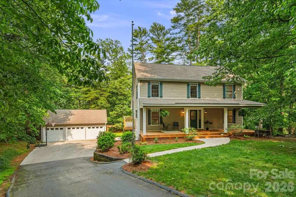 212 Riva Ridge Drive Fairview NC 28730