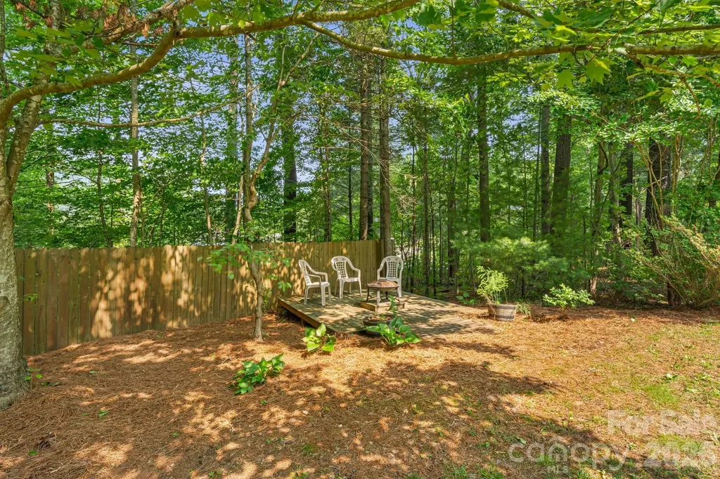 212 Riva Ridge Drive Fairview NC 28730