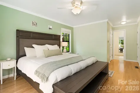 212 Riva Ridge Drive Fairview NC 28730