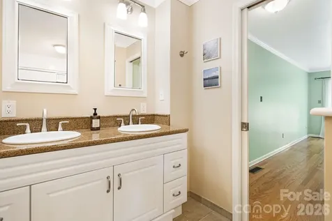212 Riva Ridge Drive Fairview NC 28730