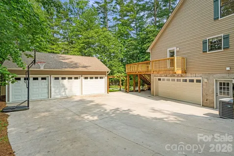 212 Riva Ridge Drive Fairview NC 28730