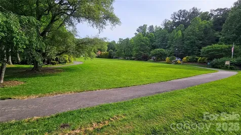 212 Riva Ridge Drive Fairview NC 28730