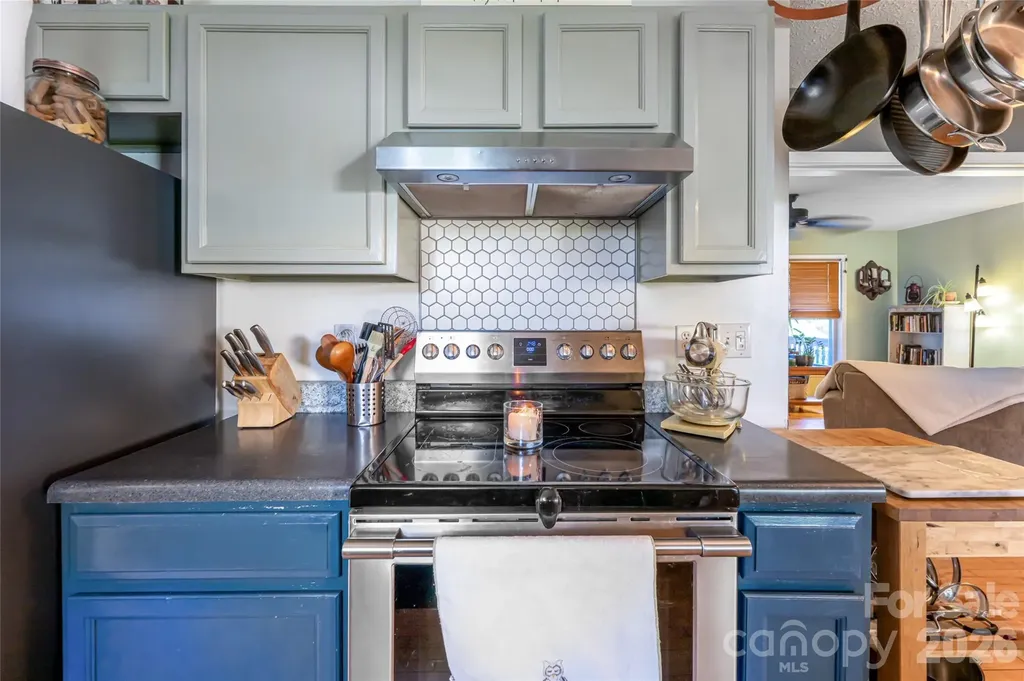 339 Hi Alta Avenue Asheville NC 28806