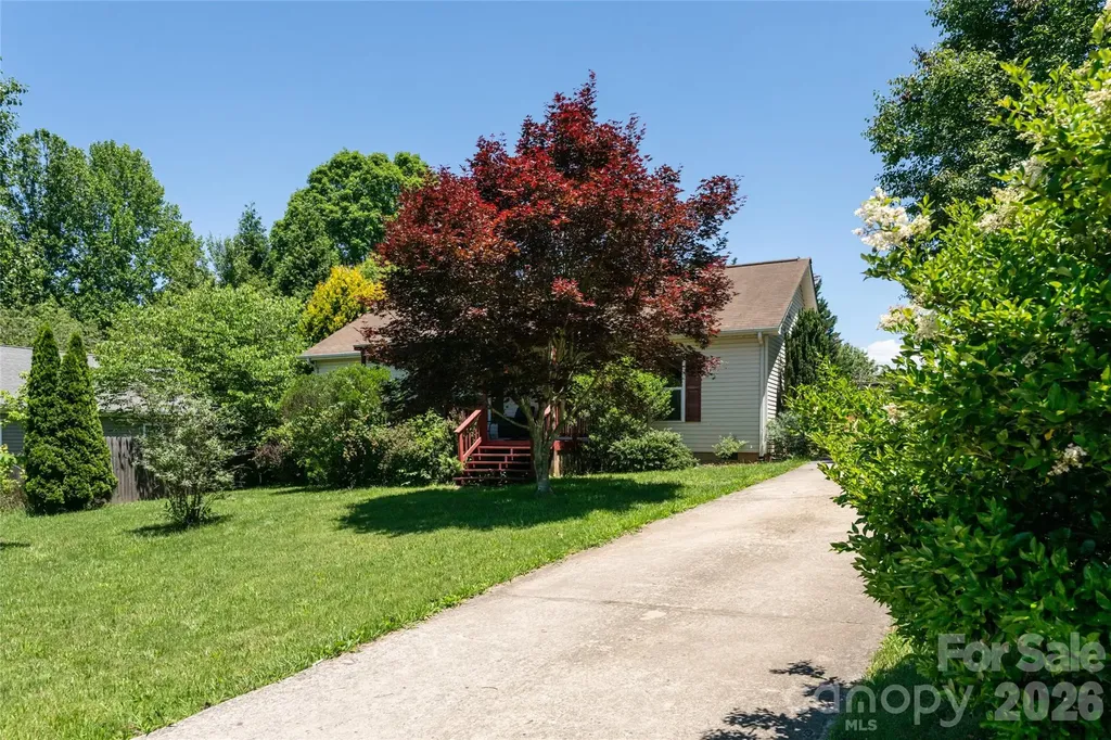 339 Hi Alta Avenue Asheville NC 28806