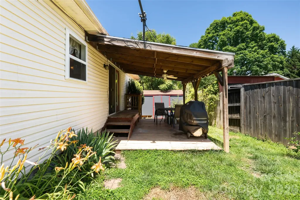 339 Hi Alta Avenue Asheville NC 28806