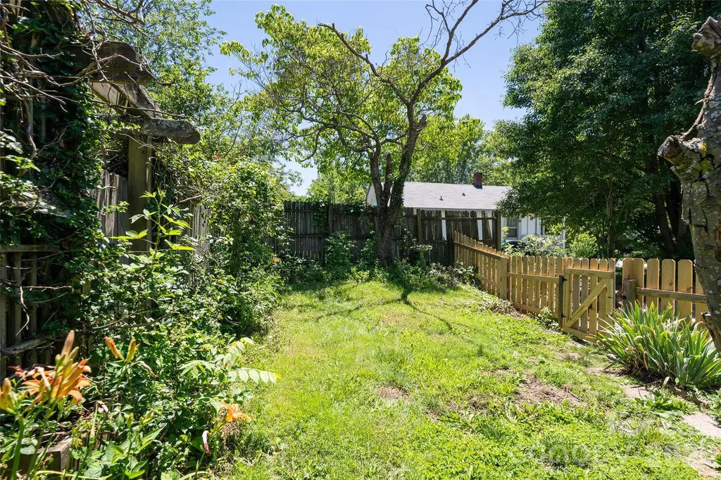 339 Hi Alta Avenue Asheville NC 28806