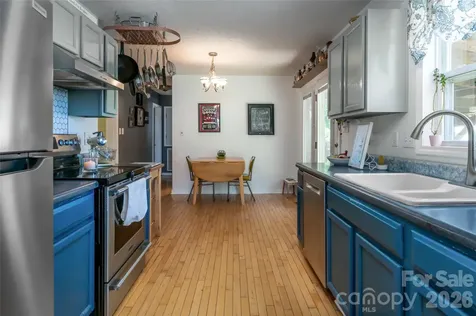 339 Hi Alta Avenue Asheville NC 28806