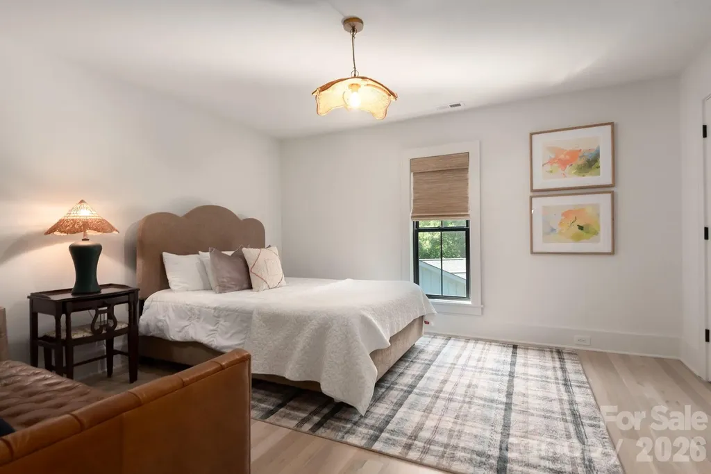 3020 Whiting Avenue Charlotte NC 28205