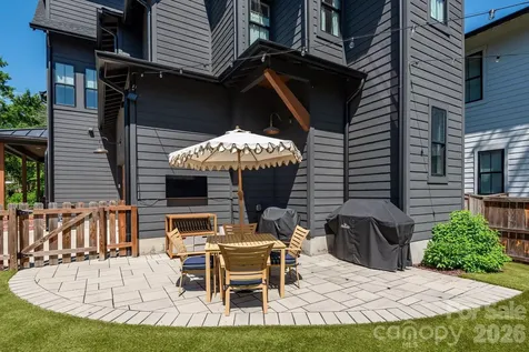 3020 Whiting Avenue Charlotte NC 28205