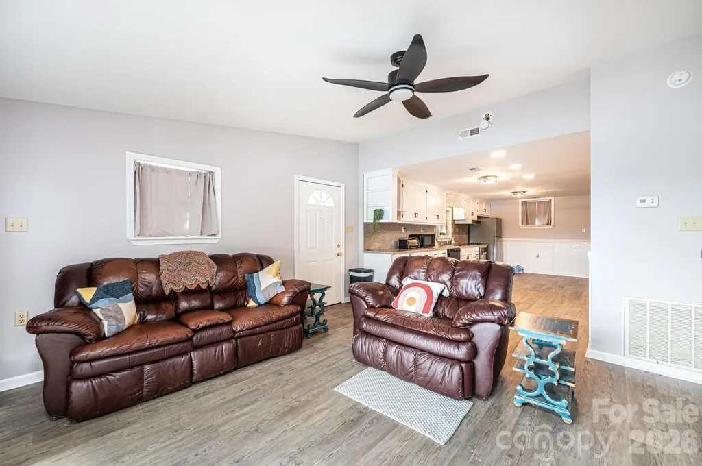 4566 Windward Lane Catawba NC 28609