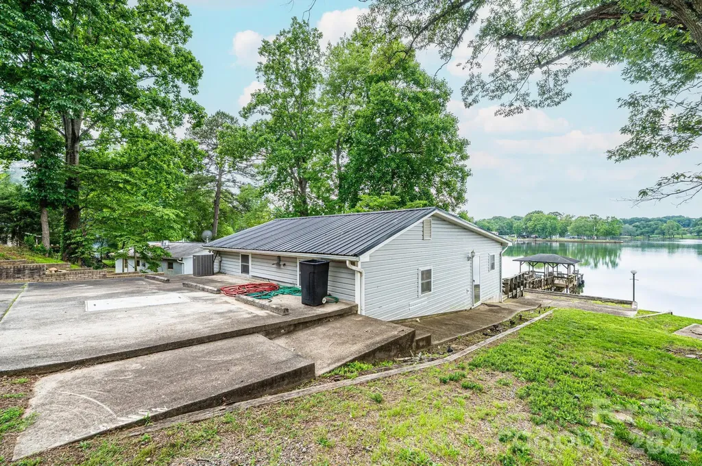 4566 Windward Lane Catawba NC 28609