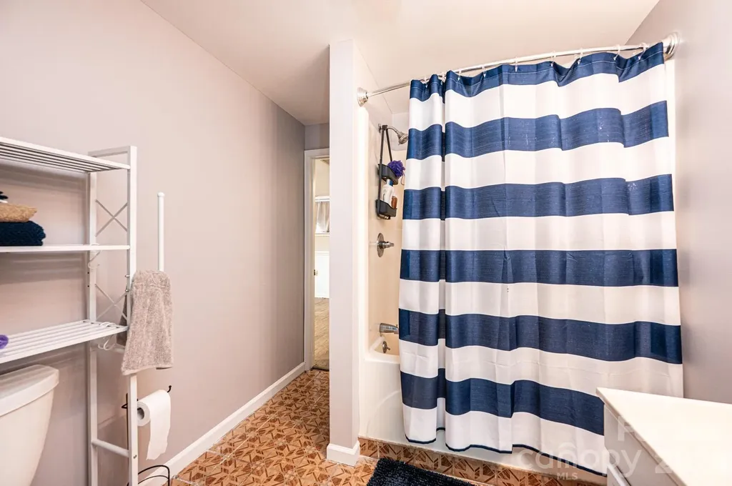 4566 Windward Lane Catawba NC 28609