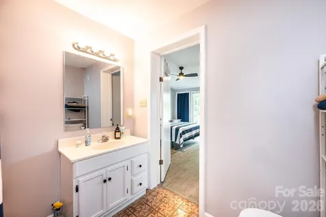 4566 Windward Lane Catawba NC 28609