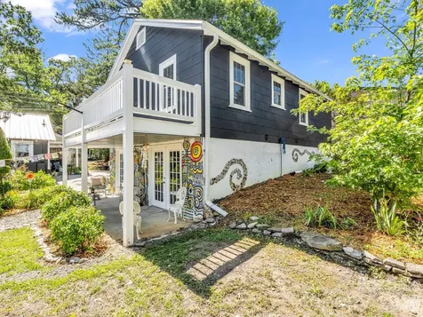 302 Davis Street Hendersonville NC 28739