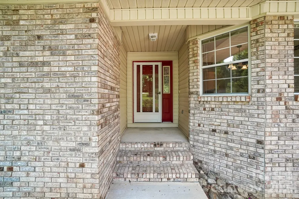 3 Wentworth Court Etowah NC 28729