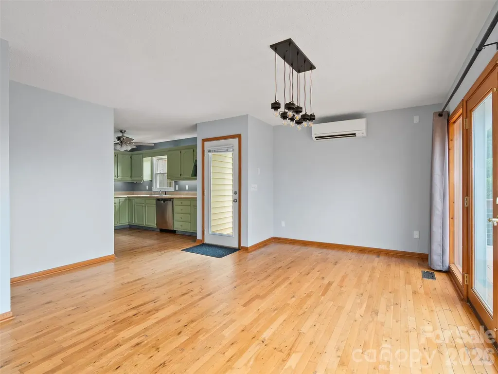 50 Blossom Drive Waynesville NC 28786
