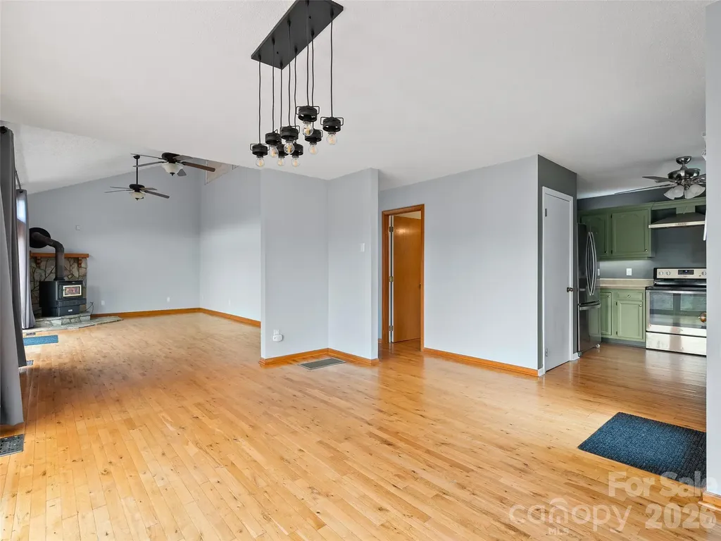 50 Blossom Drive Waynesville NC 28786