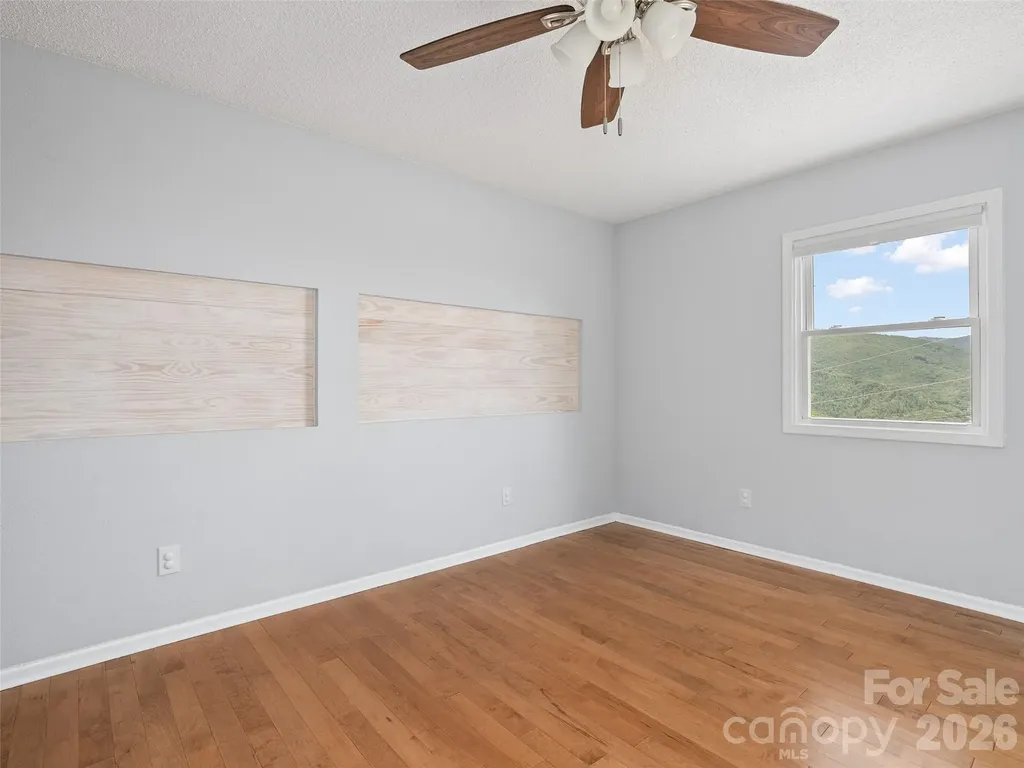 50 Blossom Drive Waynesville NC 28786