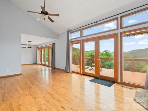 50 Blossom Drive Waynesville NC 28786