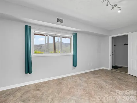 50 Blossom Drive Waynesville NC 28786