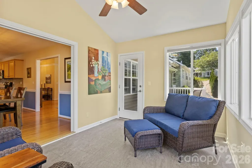 237 Charlestown Drive Hendersonville NC 28792