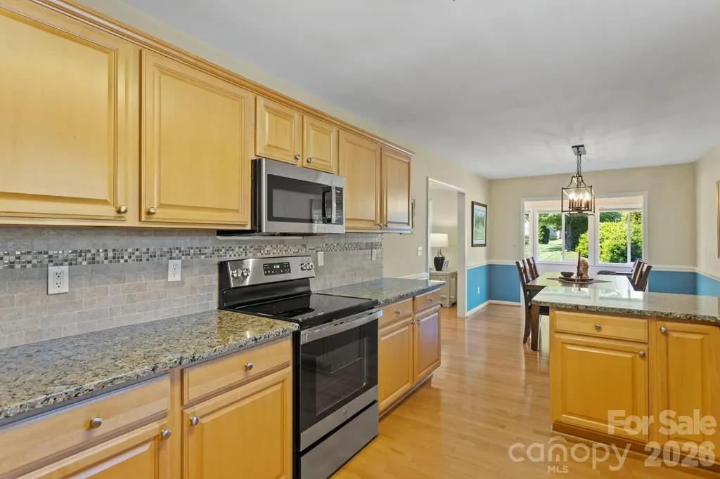 237 Charlestown Drive Hendersonville NC 28792