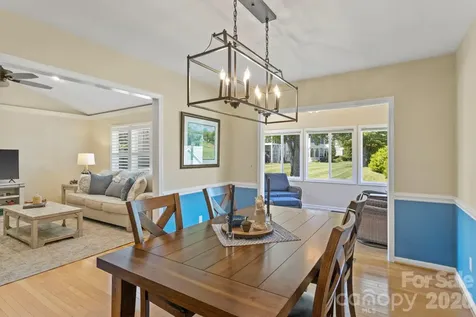237 Charlestown Drive Hendersonville NC 28792