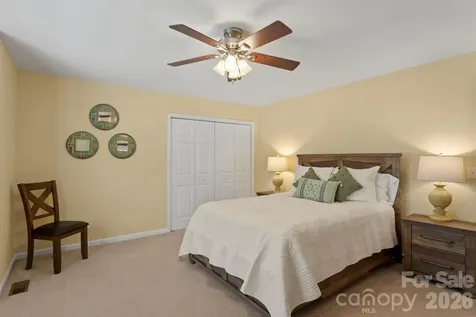 237 Charlestown Drive Hendersonville NC 28792