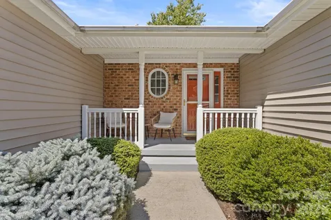 237 Charlestown Drive Hendersonville NC 28792