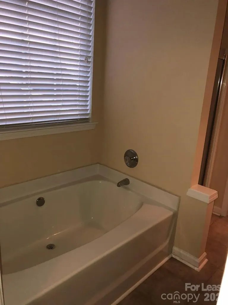 7528 Double Springs Court Charlotte NC 28262