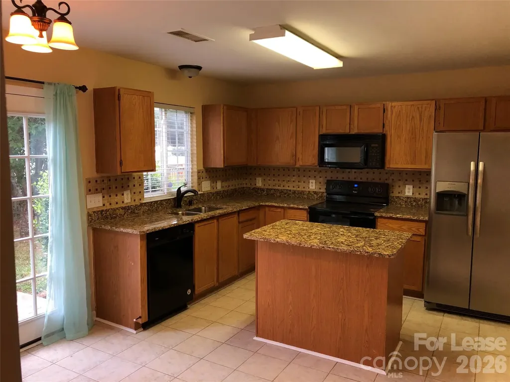 7528 Double Springs Court Charlotte NC 28262