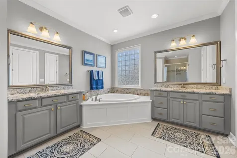 2329 Madeira Circle Waxhaw NC 28173