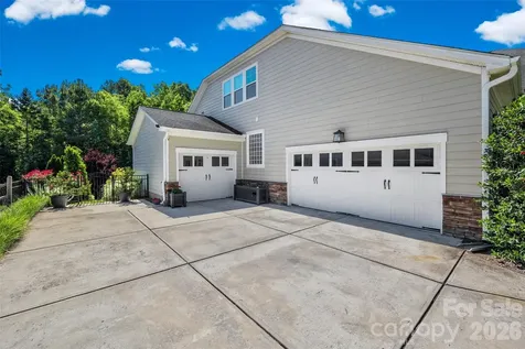 2329 Madeira Circle Waxhaw NC 28173