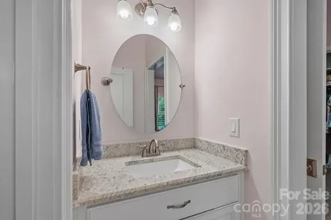 16830 Reinsch Drive Davidson NC 28036