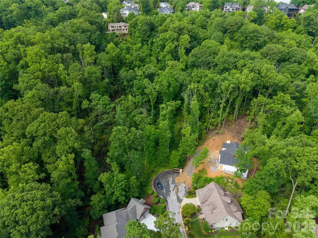 334 Carriage Crest Drive Hendersonville NC 28791