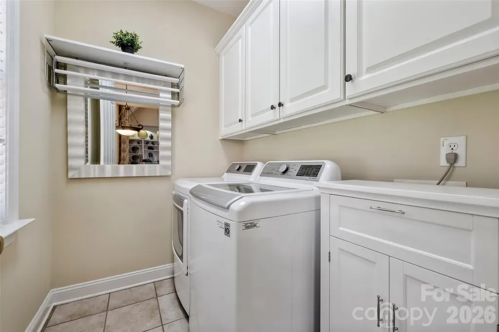 18400 Dembridge Drive Davidson NC 28036