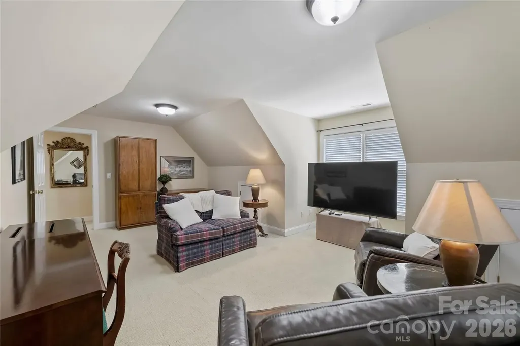 18400 Dembridge Drive Davidson NC 28036